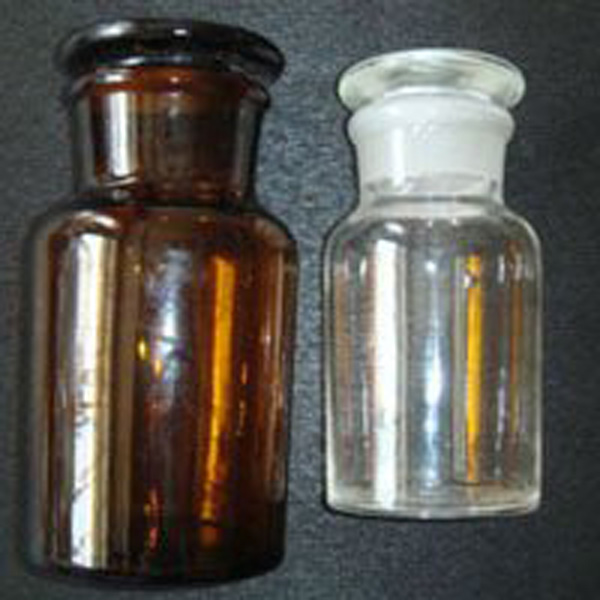 GLASS REAGENT BOTTLES