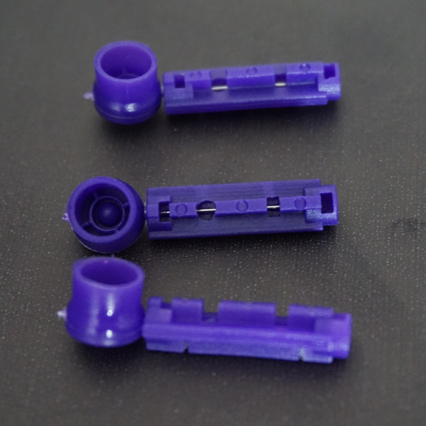 PLASTIC BLOOD LANCTES1